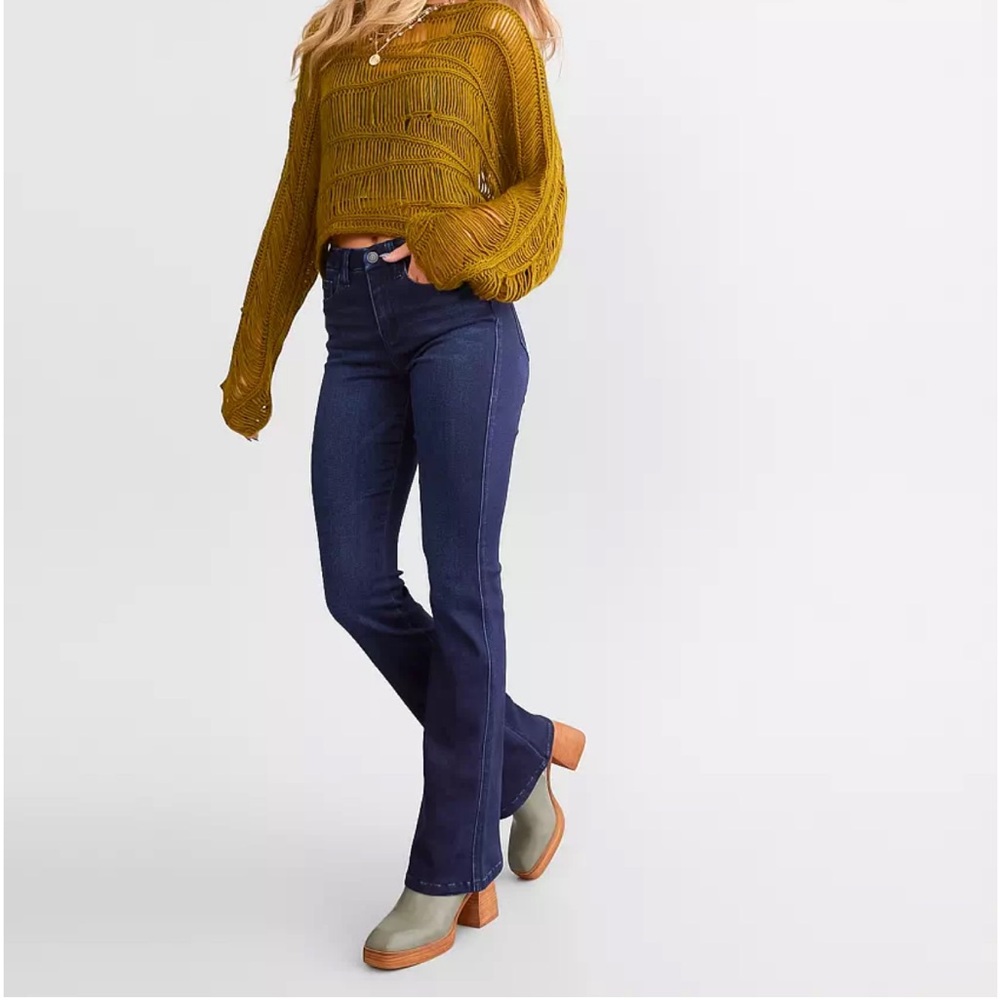 Flying Monkey Blue High Rise Boot Leg Jeans - Size 26x32
